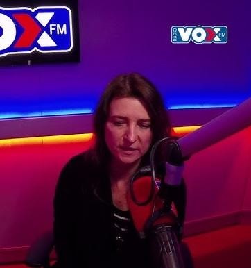 Zespół Sixteen podczas występu na Konkursie Piosenki Eurowizji w 1998 roku, z Renatą Dąbkowską jako wokalistką.