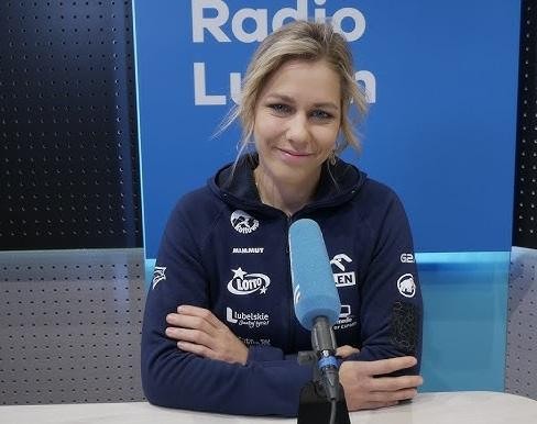 Aleksandra Mirosław inspiruje młodych ludzi, promując wspinaczkę sportową.